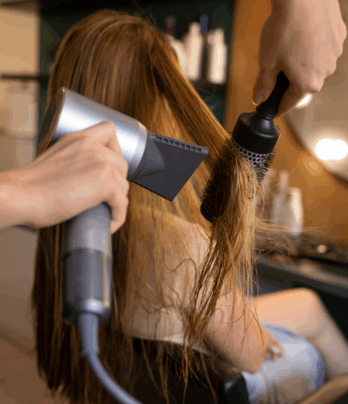 Women’s Blow Dry